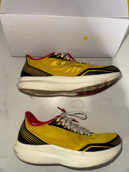 Saucony Diet Starts Monday Endorphin Pro Runner main image 4